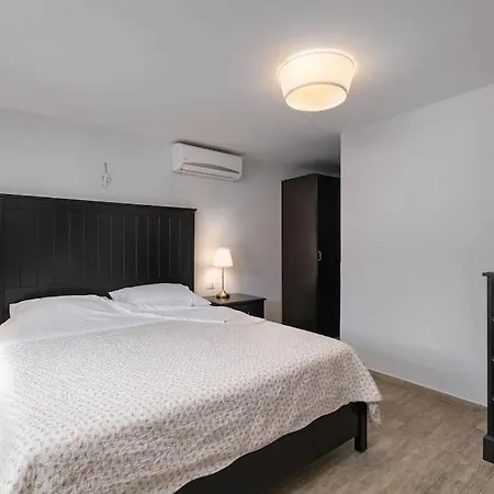 Antoli By Istrialux Basici